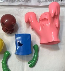 Vintage SECRET BASE KAIJU REAL HEAD DIY COLOR SET IN BAG TOY TOKYO 2007