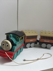 Vtg. 1998 TOMY Thomas & Friends Pull Toy Train Set Sound Annie Clarabel Works