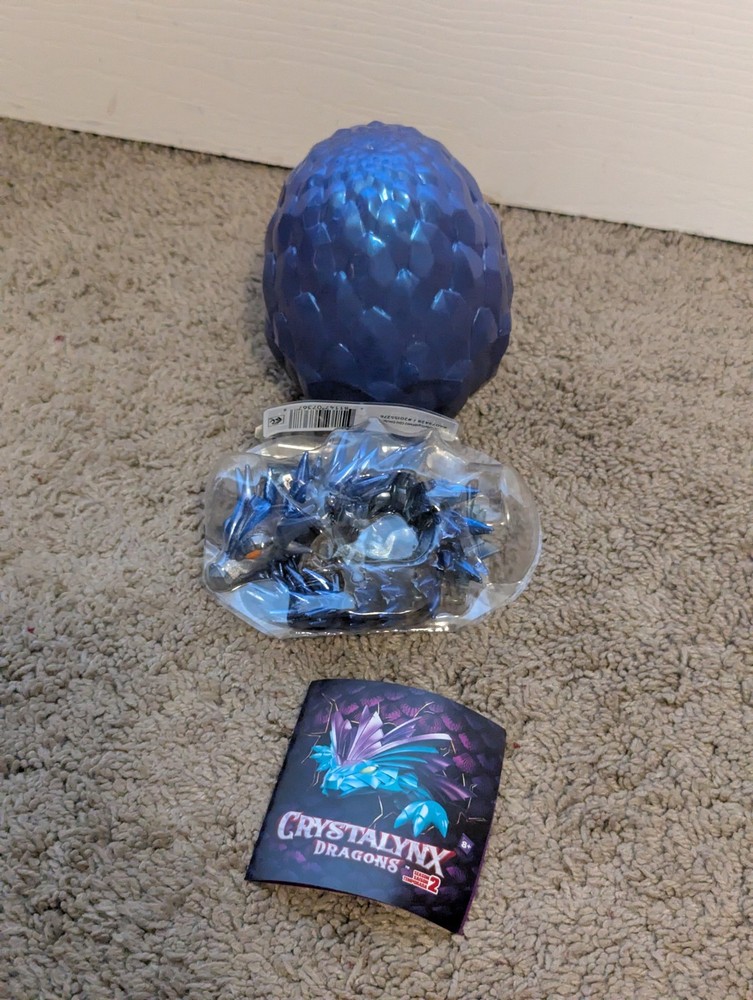 Crystalynx Dragons – Season 2 – NEW OPEN BOX – Blue/Silver – with Egg