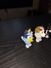 Lot of 4 BLUEY Plastic Figures Ludo Studio Moose Bluey Jack Mackenzie Pretzel