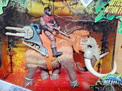 JURASSIC CLASH Mammoth and Dino Commander Beast Taming Figure NEW Lanard 2018