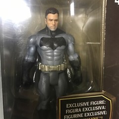 Mattel DC Comics Batman v Superman 4′ Ultimate Bat Cave 2016 Playset New in box
