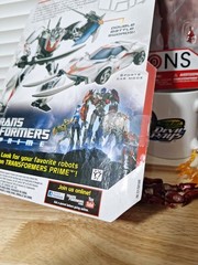 Transformers Prime Robots In Disguise Deluxe Class Autobot Wheeljack Figure New
