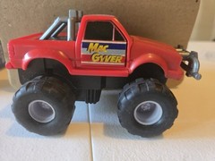 MACGYVER GLASSLITE Pick Up Fenix Truck (Red) Unused 1980s TV SERIES W/Acrylic