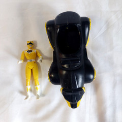 Lot Of 5 VTG McDonalds Power Rangers & Zords 1995 White Black Pink Yellow Blue