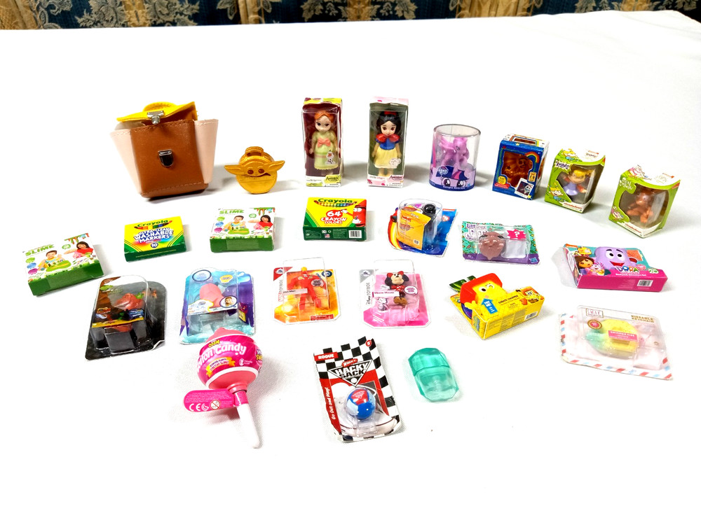 Zuru Mini Brands Disney +++ Mixed Series Lot Of 24pc Total