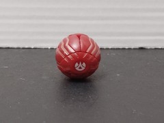 Bakugan Battle Brawlers Pyrus Falconeer 250g B1 Classic Rare