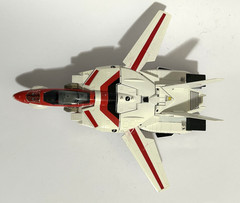 “Transformers” Jetfire (Skyfire), G1 complete (Robotech Macross Veritech)