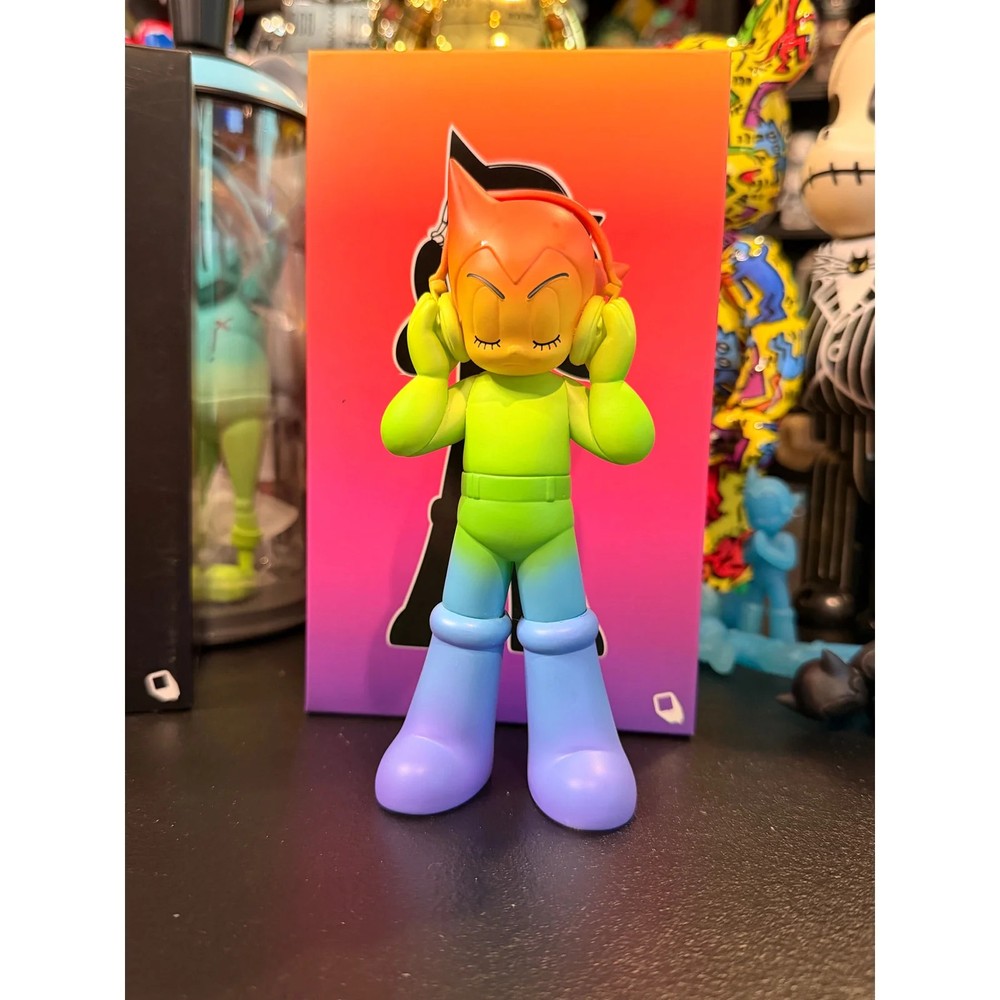 6” Astro Boy DJ – Rainbow Edition
