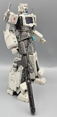 Transformers MDLX ThreeZero Ultra Magnus Complete
