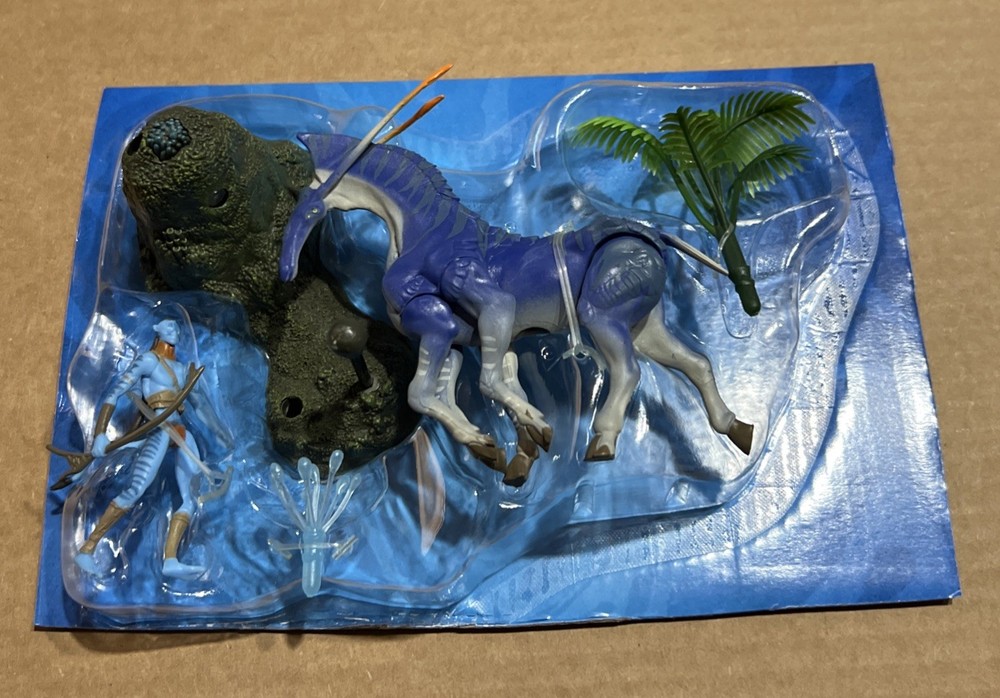 Avatar World of Pandora Tsu’tey & Direhorse – Mcfarlane – NO BOX