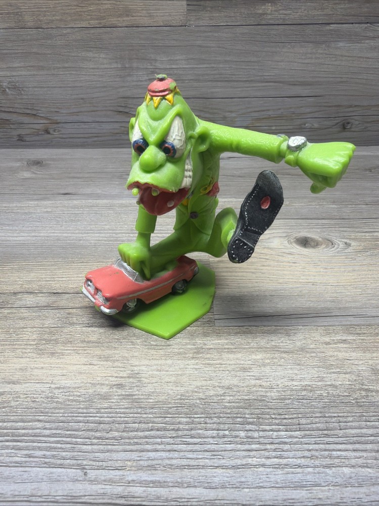 “Nutty Mads” 1963 Vintage “Donald The Demon” Series 1 Louis Marx Co. Inc.