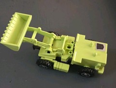 Constructicons (Mixmaster, Scavenger, and Hook) from the original TransformerG1