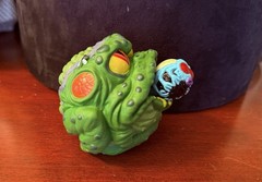 Vintage 1991 ERTL BLURP BALLS Croaky Bugchuck w/ Projectile Fly RARE