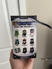 Culturefly Universal Monsters Lil Woof Pack Phantom Vinyl Plush Bag Clip