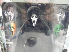 NECA REEL TOYS – 2023 NYCC EXCLUSIVE – GHOST FACE TAKES MANHATTEN ULTIMATE – #62