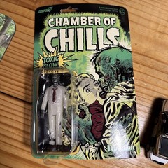 New Reaction Super7 Heartless Zombie Chamber of Chills Toxic Glow Action Figure
