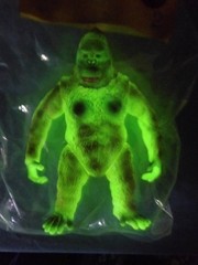 APES JAPAN Gorilla 2 GID King Kong Strikes Back 31769
