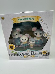 LOT (4) NEW Honey Bee Acres – Barksters, Purringtons, Cheddars, McScampers READ