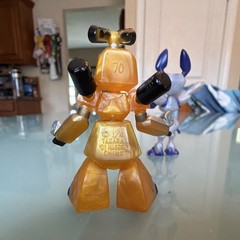 Vintage Takara Medabots Lot Of 2 Figures Rokusho & Metabee – 2001