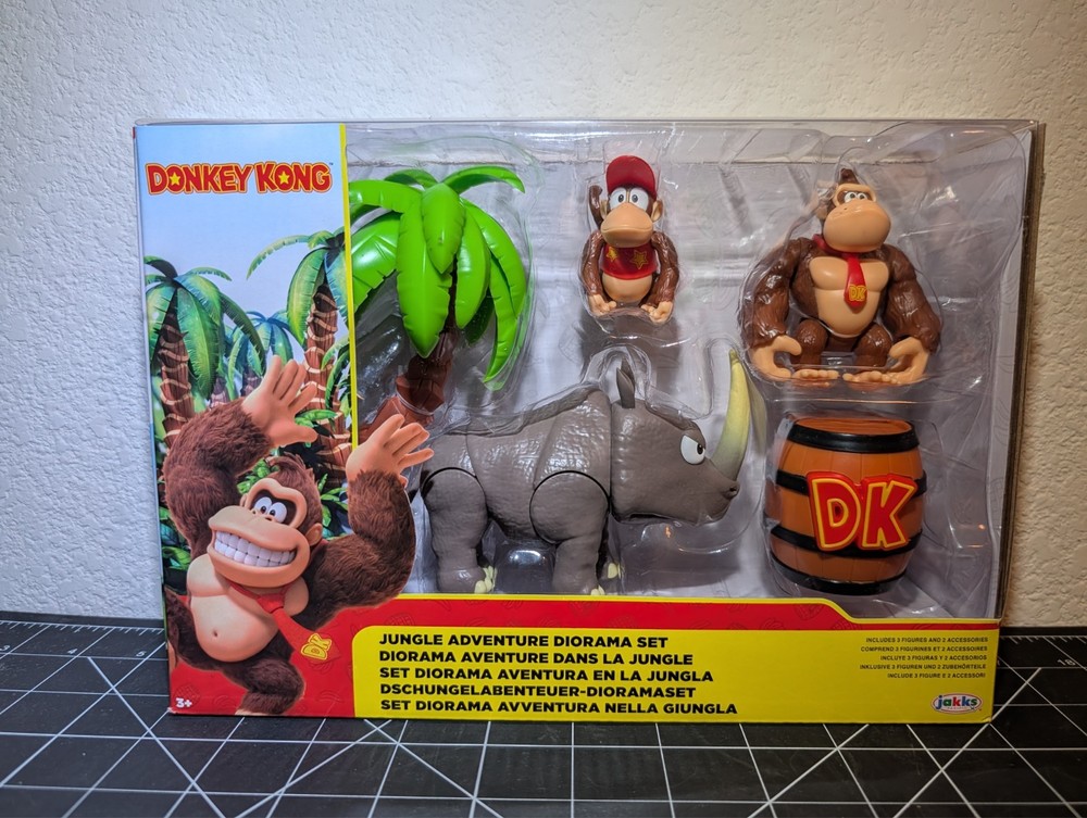 Donkey Kong Jungle Adventure Diorama Set Rambi Diddy Kong Jakks Pacific NEW