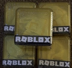 NEW – ROBL0X (X5) Celebrity Series 7 Blind Mystery Box Yellow Cube – Sealed F/S