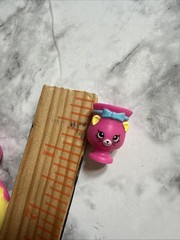 Shopkins Happy Places Decorator’s Pack Party Time Kitty Accessories Lot