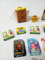 Zuru Mini Brands Disney +++ Mixed Series Lot Of 24pc Total