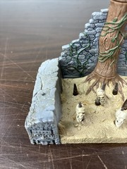 Indiana Jones Raiders of the Lost Ark Temple Trap/pitfall Grave Hasbro 2008