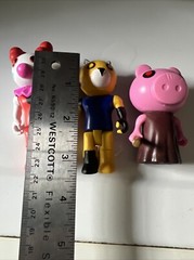 PhatMojo 2020 Piggy Clowny Tiger Figure Series 1