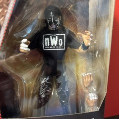 WWE Elite Monday Night War WWE vs WCW GREAT MUTA CHASE NWO HEAD VARIANT READ ON!