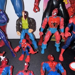Lot Of 17 Spiderman Action Figures Marvel Toy Biz Mixed Years Talking & Book