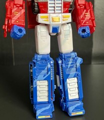 OPTIMUS PRIME Transformers SIEGE War for Cybertron WFC-S65 35th Anniversary!