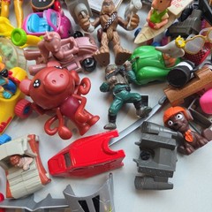 Massive Mixed Lot Of 90+ Toys Action Figures Toy Various Brands And Ages