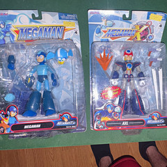 Mega Man X Mega Man & Axl Boxed Action Figures w/ Weapons, Alt Head, Buster