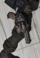 McFarlane Toys Color Tops #14 Gears of War 4: Del Walker Figure w/ Weapons Stand