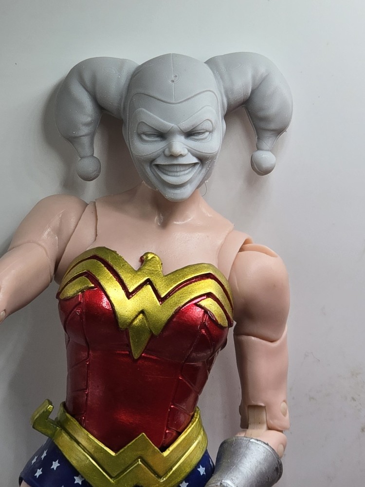 3d Print CARTOON HARLEY QUINN LARGE HEAD 1:10 7″ SELECT DC MULTIVERSE SCALE