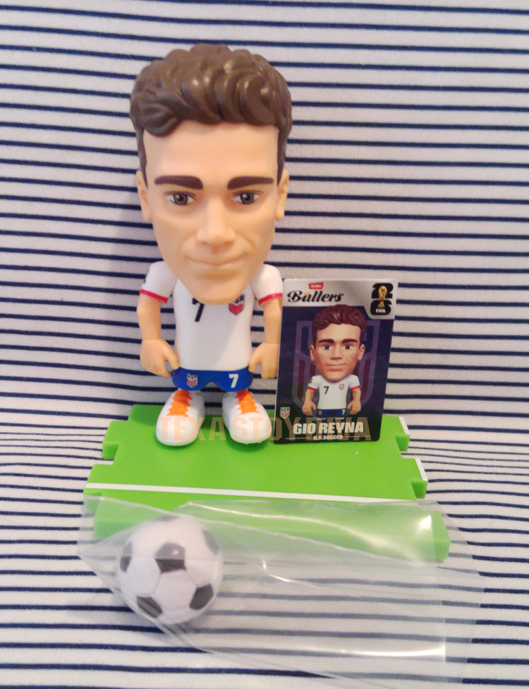 ZURU FIFA World Cup Soccer Figure Ballers Gio Reyna United States Football READ