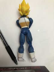 S.H. Figuarts Dragon Ball Z Super Saiyan Vegeta Premium Color 1.0 2015 Complete