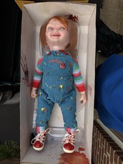 Trick or Treat Studios Child’s Play 2 Ultimate Chucky Doll with Box & Extras