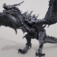 Game of Thrones & Skyrim Dragon Action Figure:Alduin & Drogon Collectible Statue