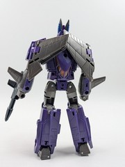 Transformers Generations Selects Legacy Voyager Cyclonus and Nightstick