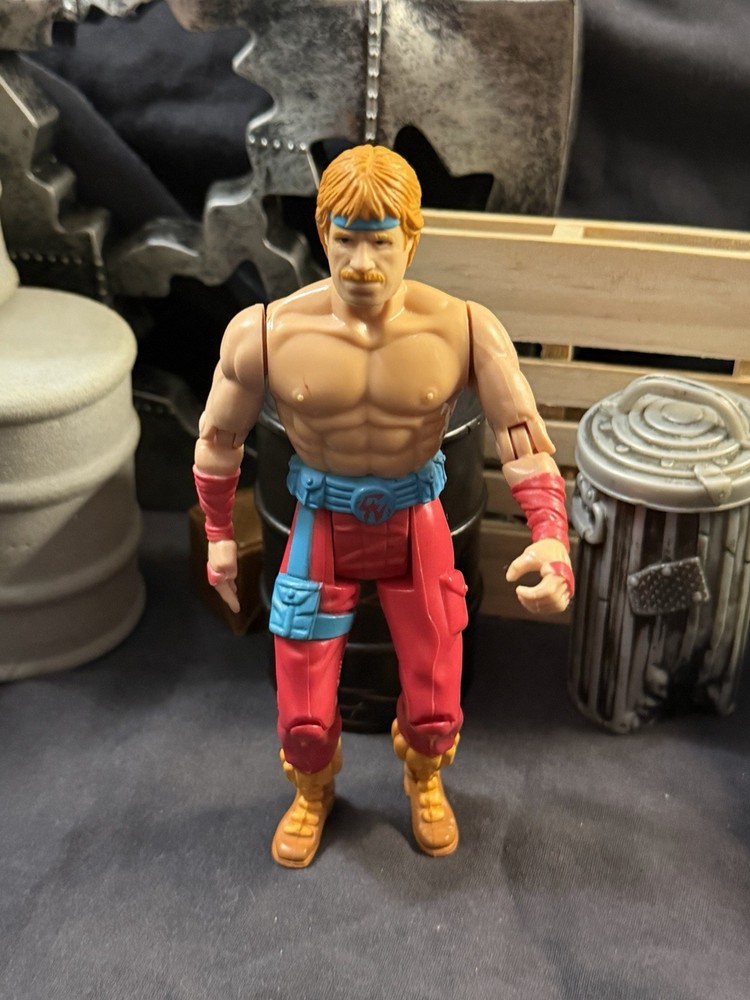 Chuck Norris Karate Kommandos Battle Gear Kenner Action Figure Works