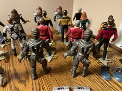 Star Trek Generations (15) Voyager (3) Playmates Toys 18 Figures & Accessories