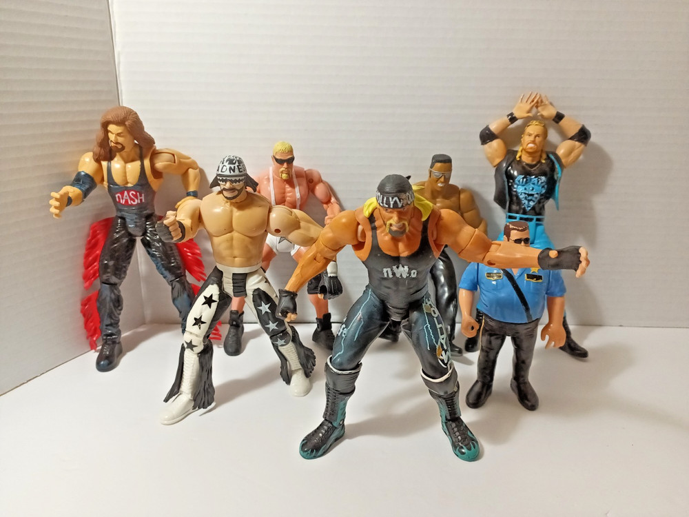 Vintage 1990s WCW Action Figure Lot – Hollywood Hogan Nash Randy Savage DDP Big