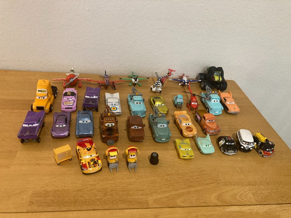 Disney Pixar Cars 7.99-10.99 FREE SHIPPING Some Variants & HTF Buy More & Save!