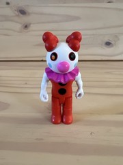 Roblox PhatMojo Piggy Red Clowny Clown Action Figure 3.5″ Minitoon