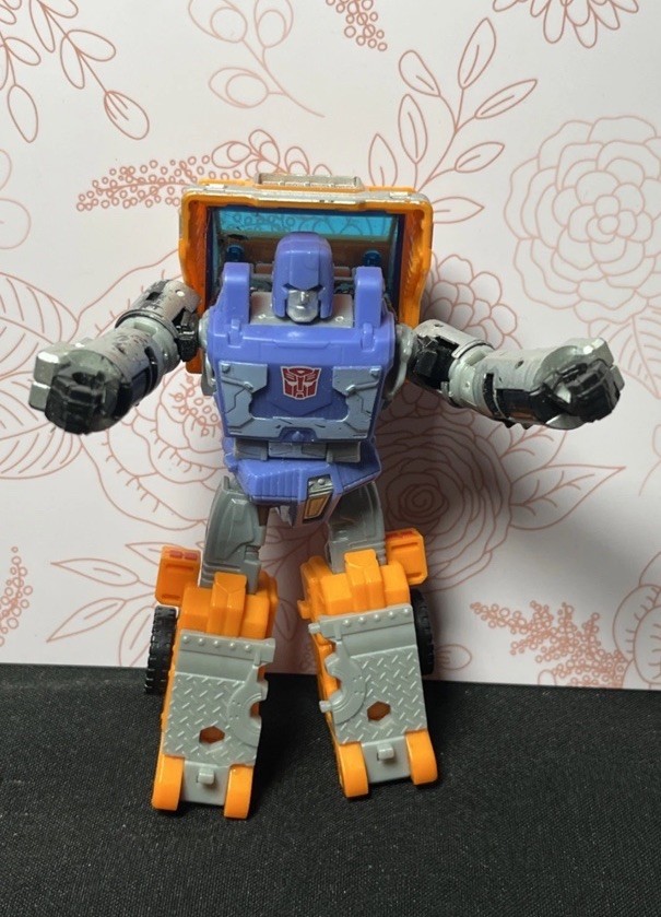 Transformers War For Cybertron Kingdom Huffer Figure Truck Loose Action Figure