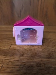 Puppy In My Pocket Lot – 3 Dog Houses & 3 Flocked Puppy Figures 2007 MEG