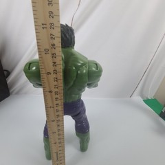 2016 Hasbro Marvel Hulk Action Figure 11″ Incredible Hulk Toy